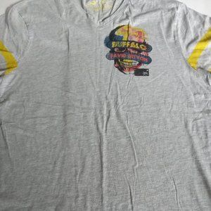 Buffalo by David Bitton